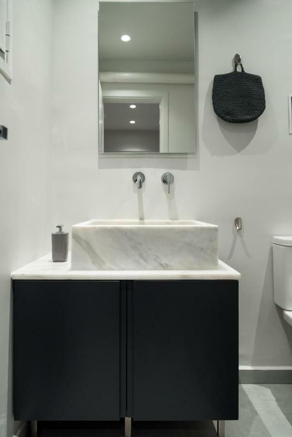 Central Cozy Studio With A Secret Garden Atenas Exterior foto